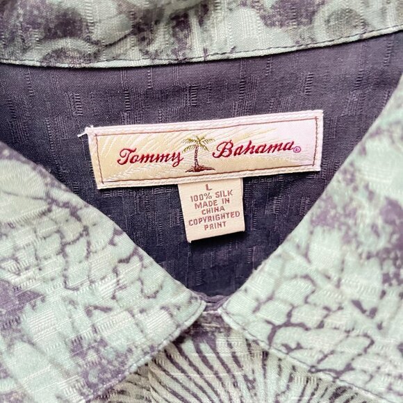Tommy Bahama Koi Fish Silk Hawaiian Shirt- Size L - Picture 4 of 4
